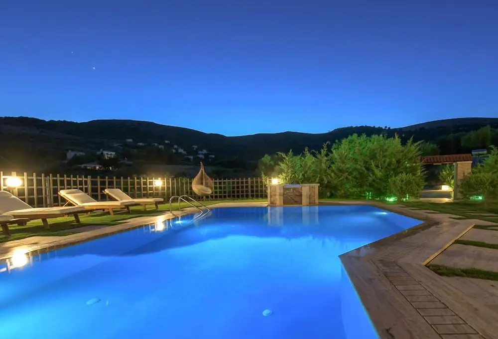 Limneon Villas