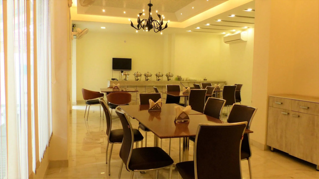 Hotel Sai Village Gurgaon