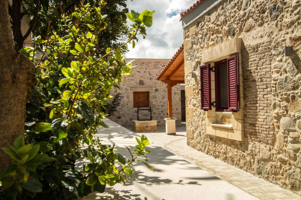 PRIVATE Sapphiros Villa