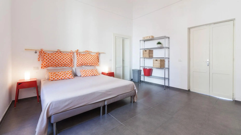 Charming apartment near the historic centre of Gallipoli, with enchanting view on the sea.-APPAR.TO LA BIANCATA