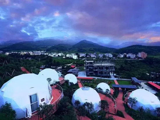 Starry Sky Hotel
