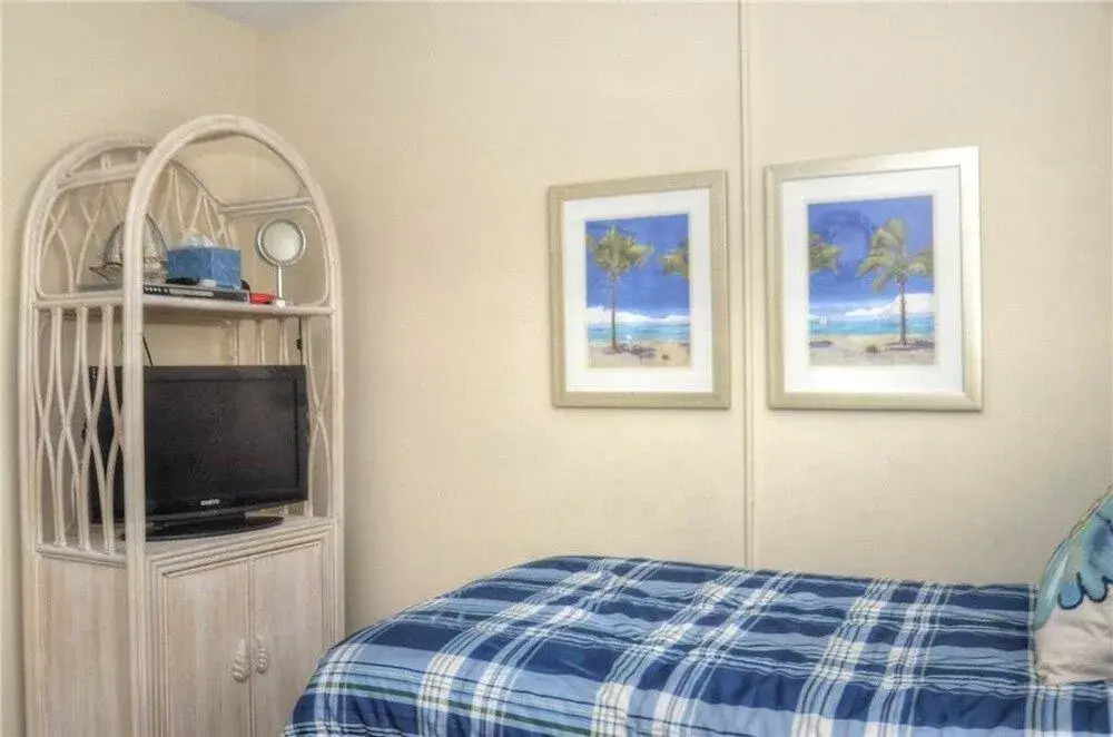 33 Hilton Head Cabana by RedAwning