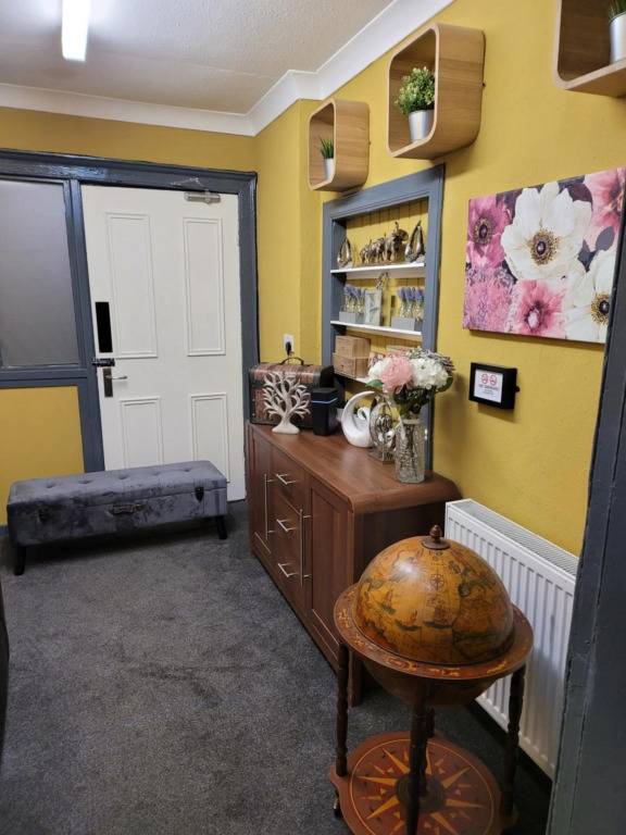 The Residence - NO 8