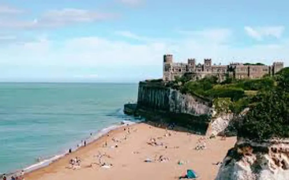 Cosy Seaside House 2min 5 Sandy Beach's 2 Dbl Beds