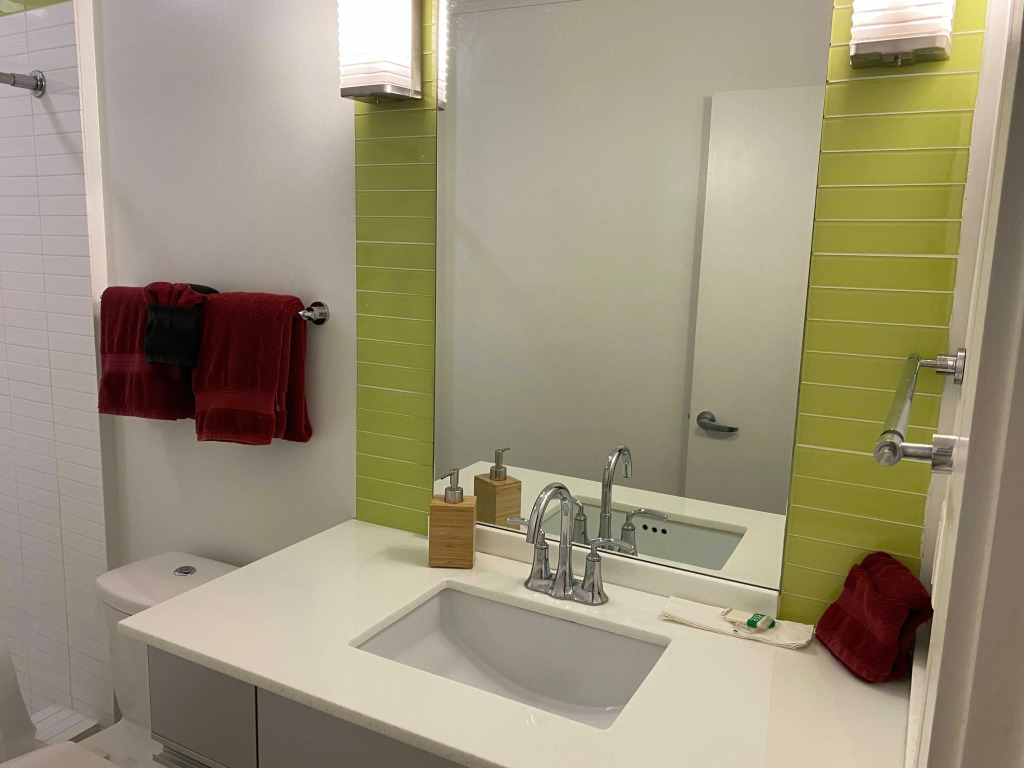 Great Value 2Br Apt In Awesome Location!