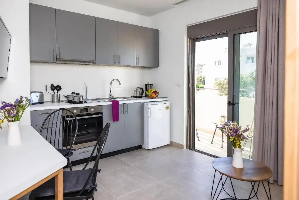 Kipos Suites & Apartments