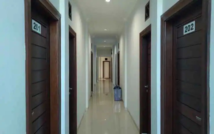 Penginapan Steady Mitra RedDoorz