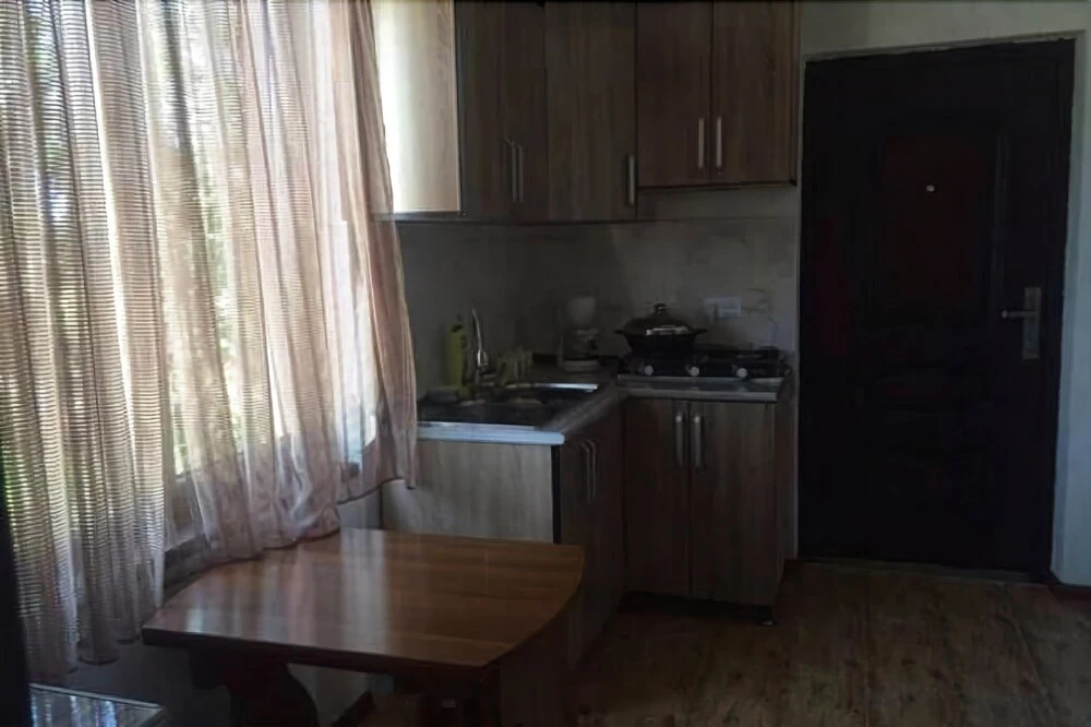 Nazibrola's Guest House