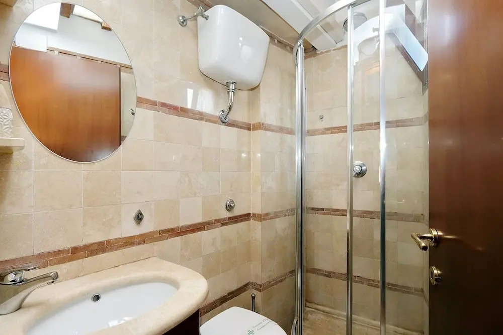 Piazza Mattei Elegant Apartment