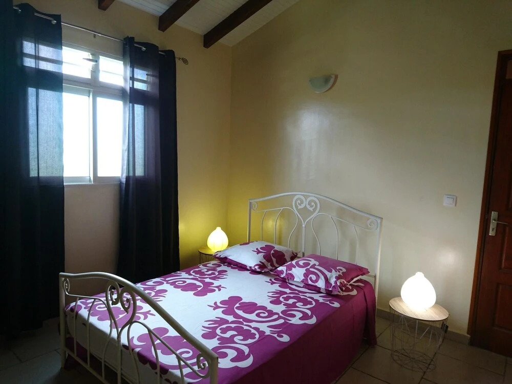 House With 2 Bedrooms in Sainte Rose, With Enclosed Garden and Wifi -