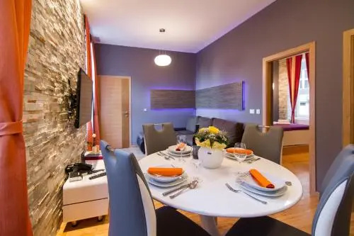 Sunny Apartment