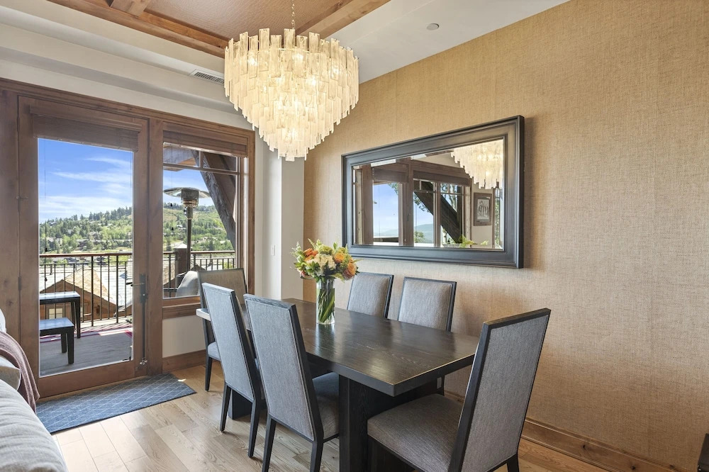 Shooting Star Lodge at Deer Valley Resort - Three Bedroom Deluxe Residence #201 3 Condo