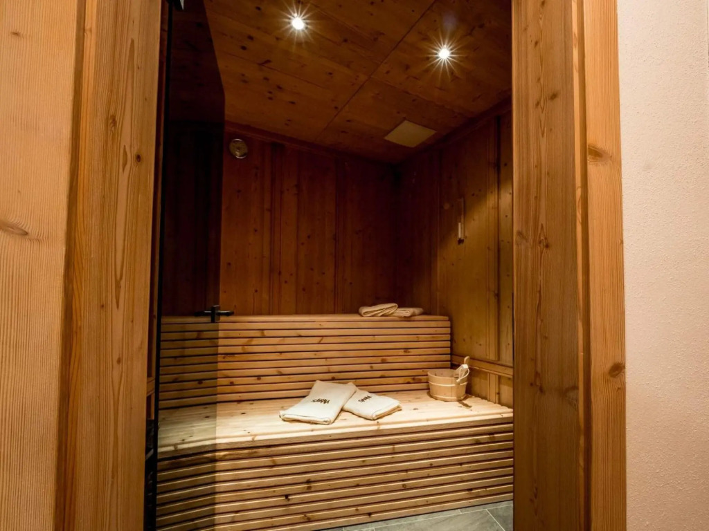 Mountain-view Apartment in Finkenberg With Sauna