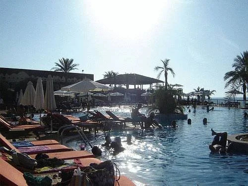 Kingdom Suite Hotel