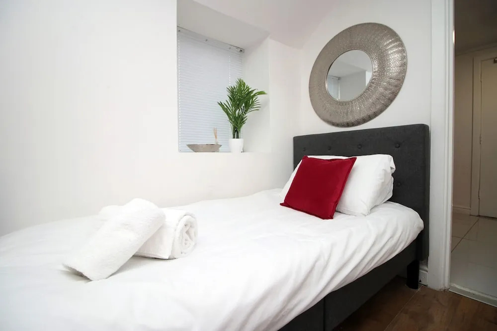 Comfortable Studio Near City Centre, Free Parking