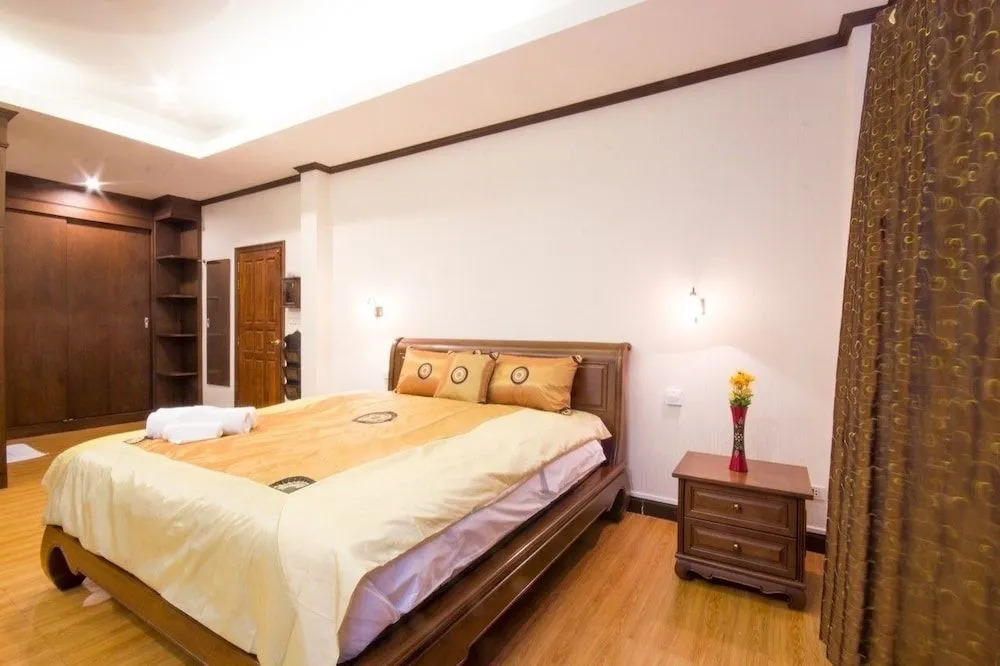 The Time Family 5 Bedroom Villa 92