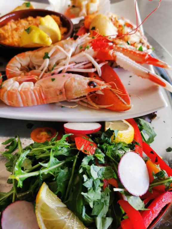 Murray Arms Hotel and Seafood Restaurant, Orkney