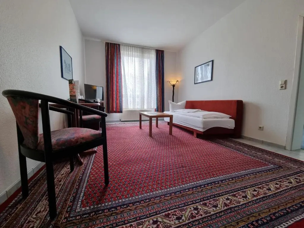 Erbenholz Hotel