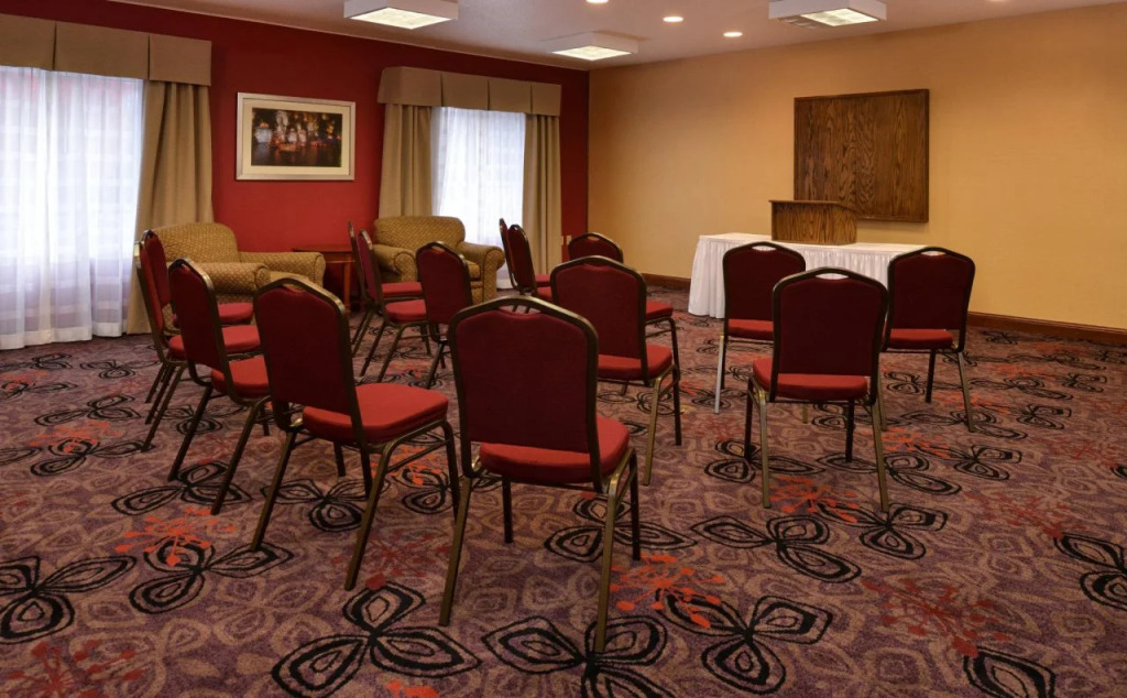 Holiday Inn Express Hotel & Suites Lancaster-Lititz by IHG