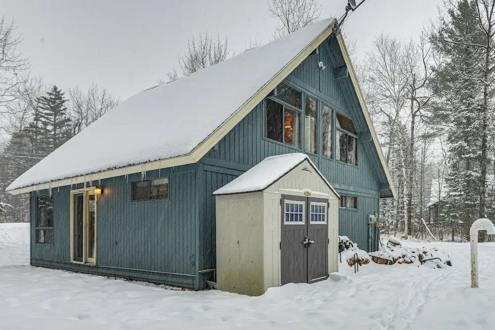 Outdoor Adventure Hub! Family Home in West Dover