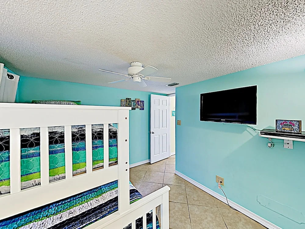 New Listing! Sugar Beach Oasis W/ 4 Pools & Tennis 2 Bedroom Condo