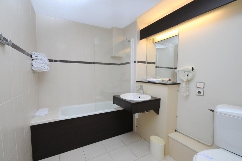 Comfort Hotel Orleans Saran