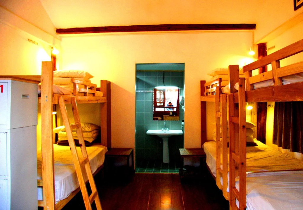 Lao Shay Youth Hostel Shangri-la