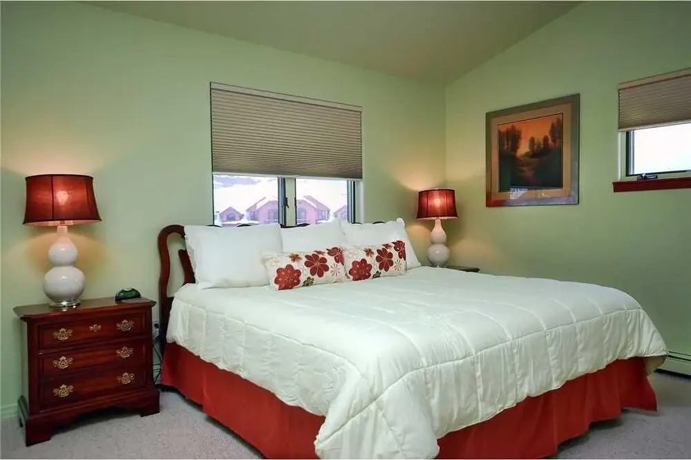 Iron Oak Duplex I