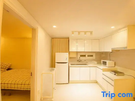 Mapo 3room, 10people, 3 minutes DMC subway