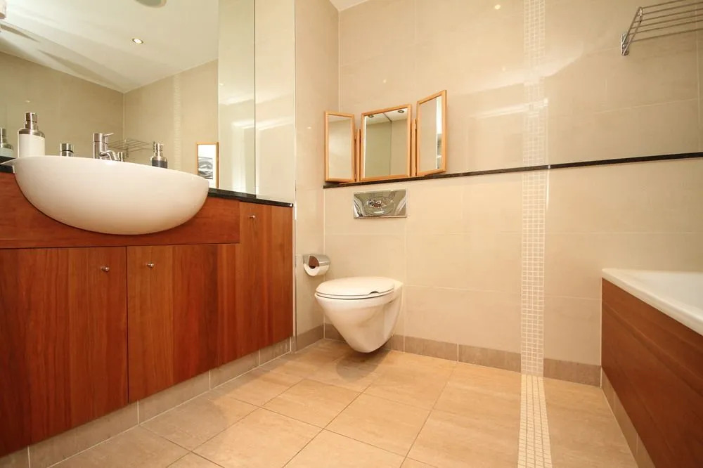 Georges Street Apartment Sleeps 8