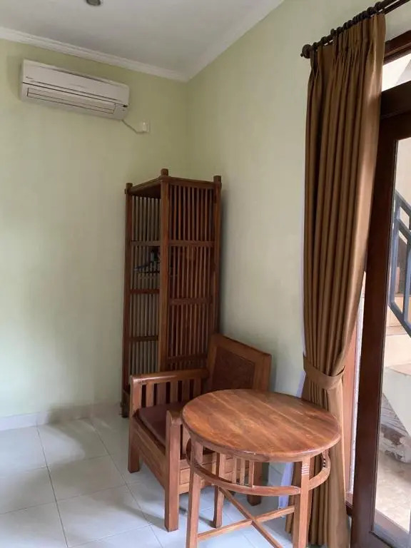 Lilir House