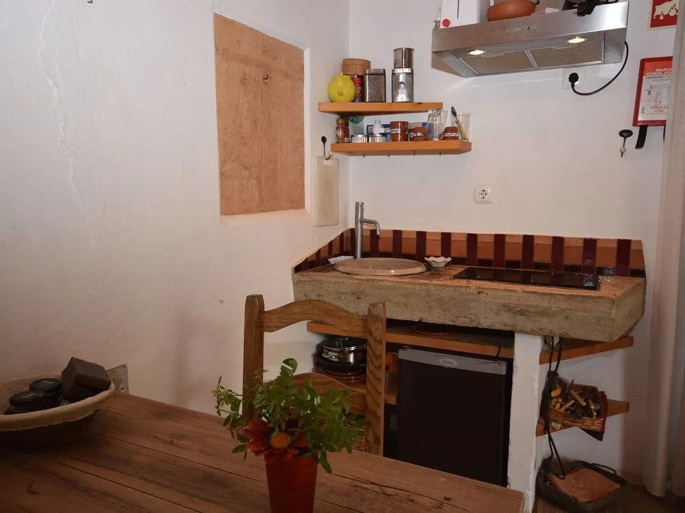 Quiet Cottage in Estate Casas da Cerca near Troviscais