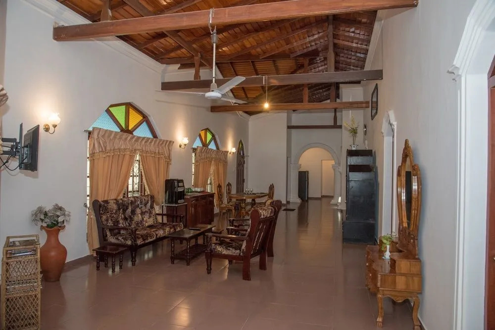 Goldi Villa