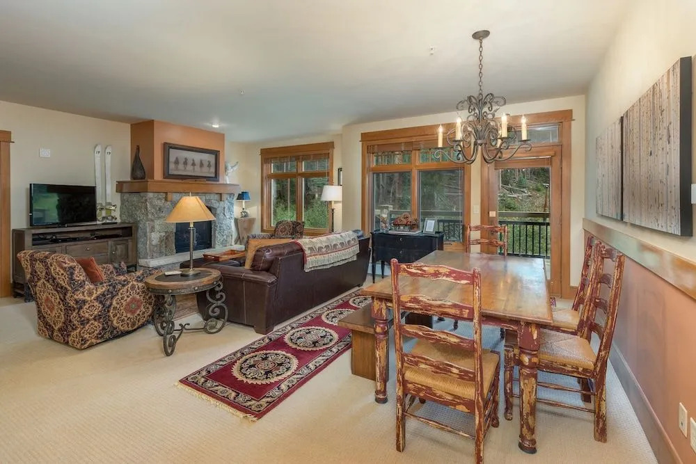 Lone Eagle #3020 - 2 Br Condo