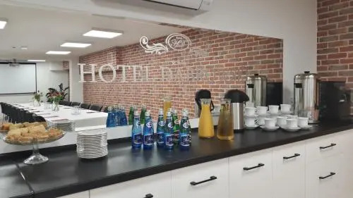Hotel Dąbrowski