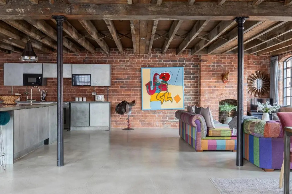 The Birmingham Newtown Collection