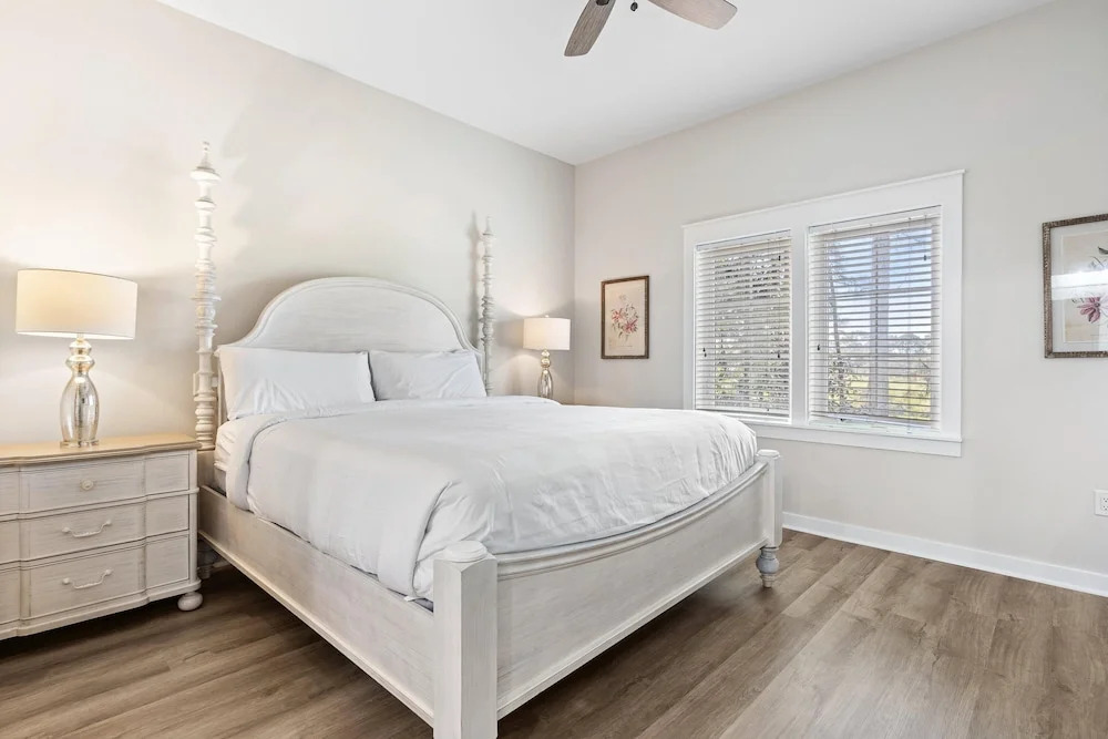 1289 Laurel Grove