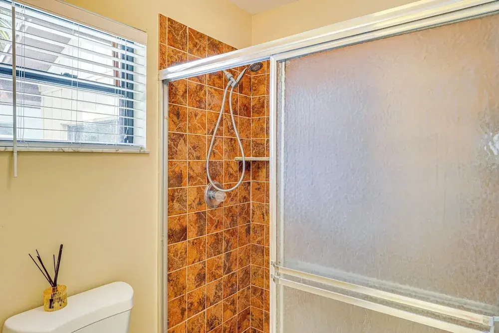 1 Mi to Dtwn Stuart: Bright Home w/ Pool & Spa!