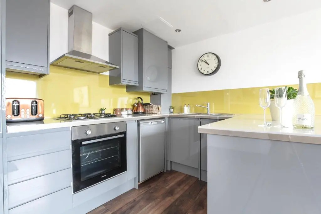 The Penthouses, 8 Albion Mews (Adults Only)