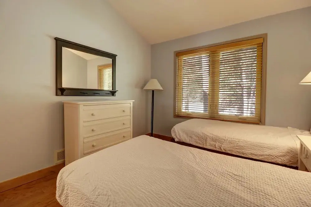 Woods21 Townhome 3 Bedroom Townhouse
