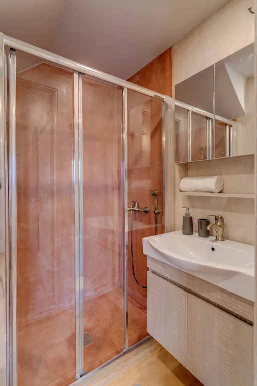 Traditional Stonebuilt Villa Leonanto with Heated Pool, only 5 Km from a Sandy Beach