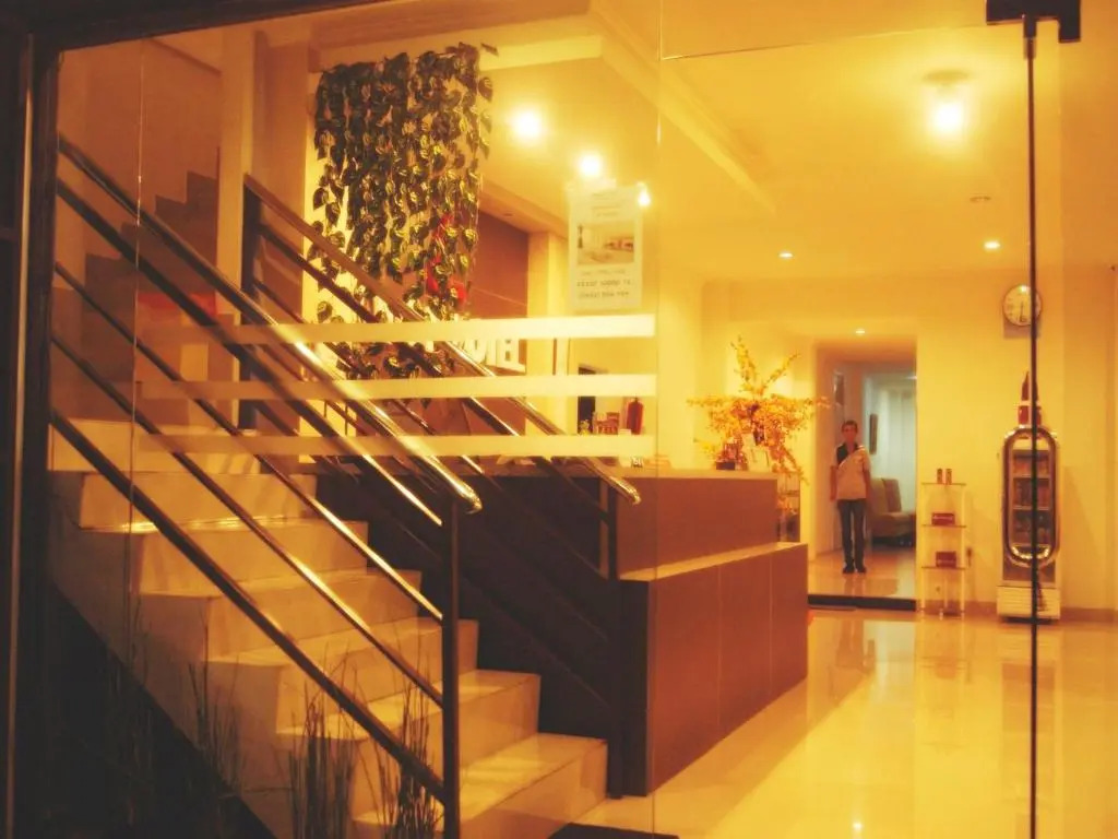 LEOS Hotel