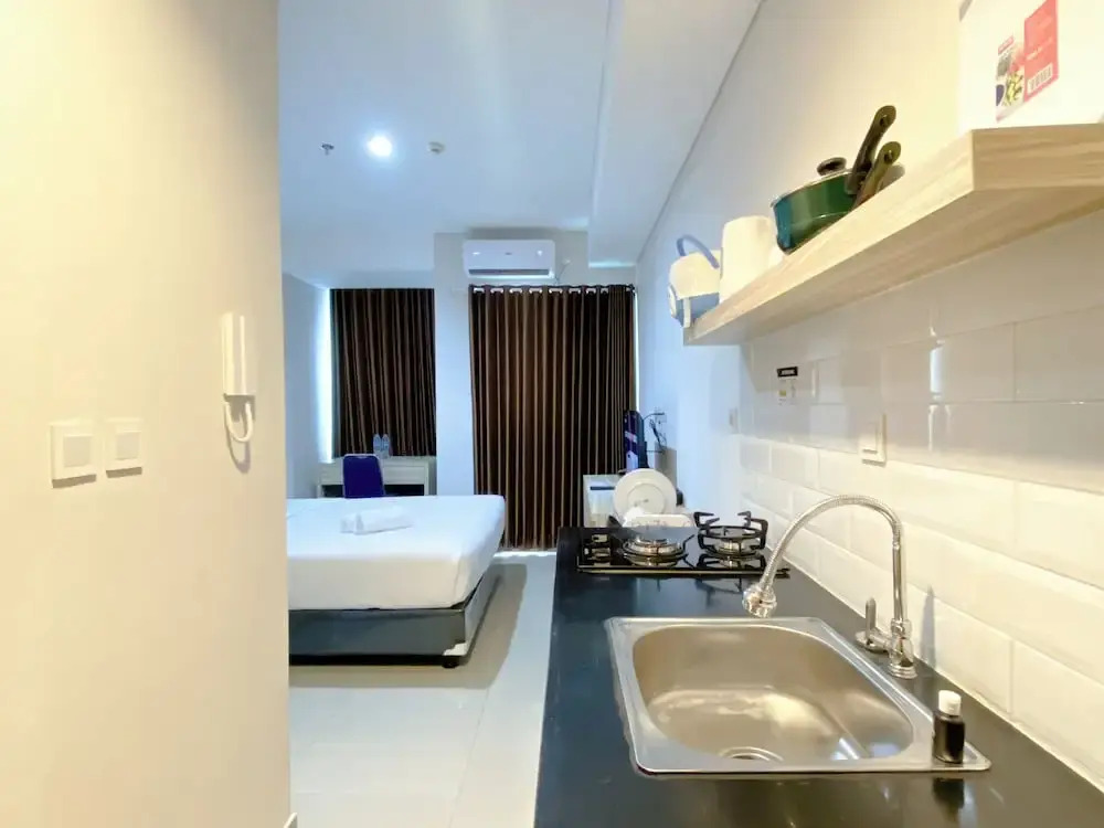 Good Choice And Cozy Studio At Tamansari Iswara Apartment