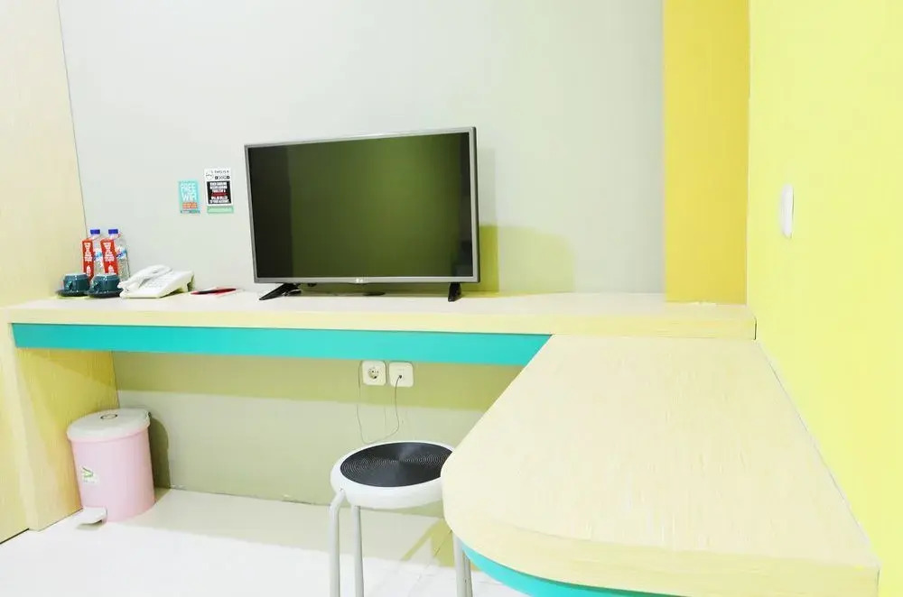 Zen Rooms Near Tunjungan Plaza