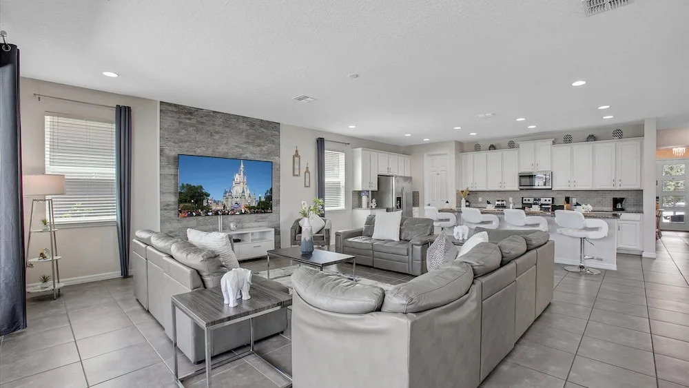 1749 Caribbean View Terrace