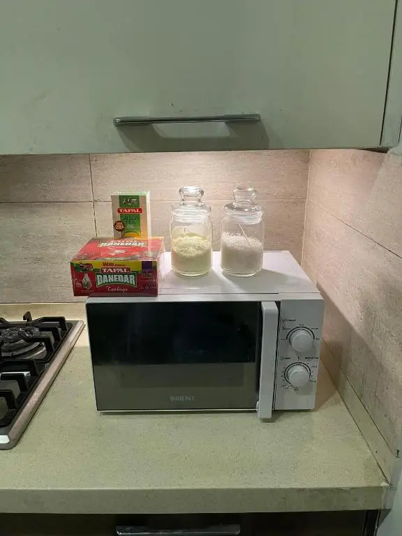 Near AirPort/Motorway/Daewoo - Large 3BHK Apt