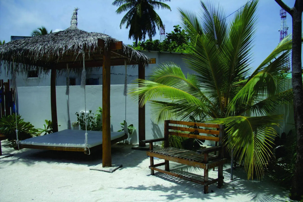 Faima Fishing Lodge at Daravandhoo