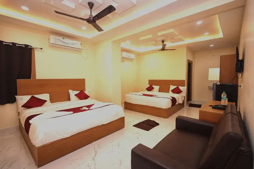 Jay & Jas Hotel