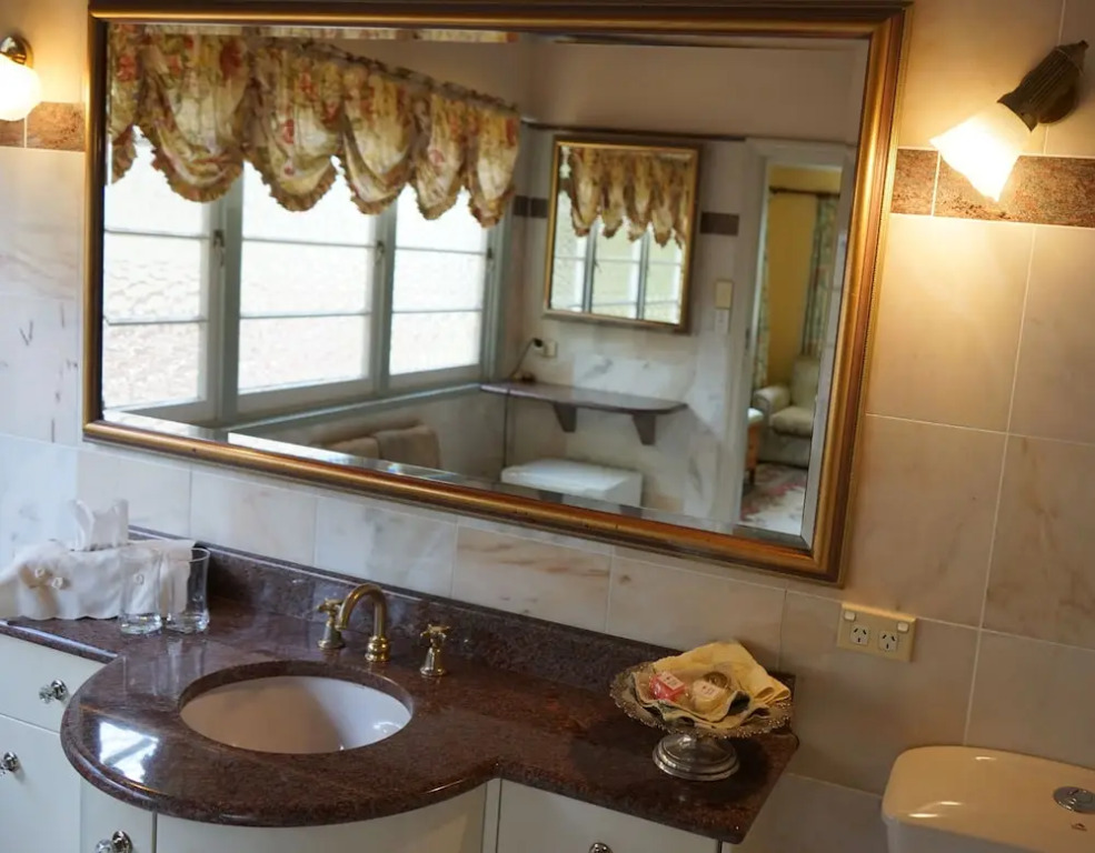 Melville House Bed and Breakfast