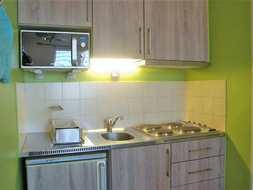 Appartement Bormes-les-Mimosas, 2 pièces, 4 personnes - FR-1-251-111